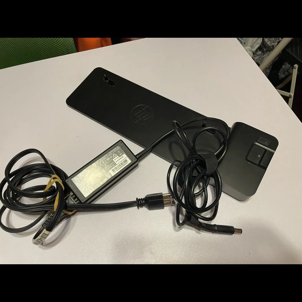 HP UltraSlim Black Docking Station for Laptops
